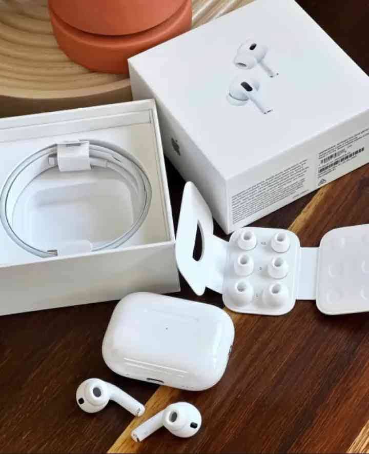 Apple AirPods Pro (2nd Gen) – Active Noise Cancellation - Image 2