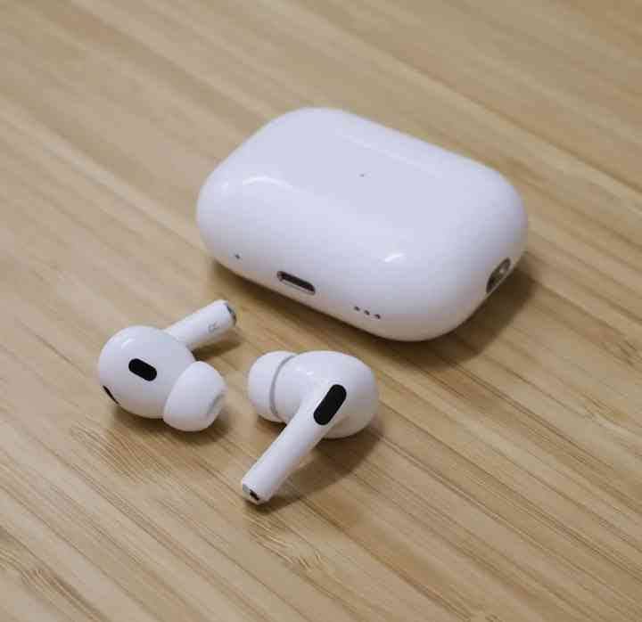Apple AirPods Pro (2nd Gen) – Active Noise Cancellation - Image 3